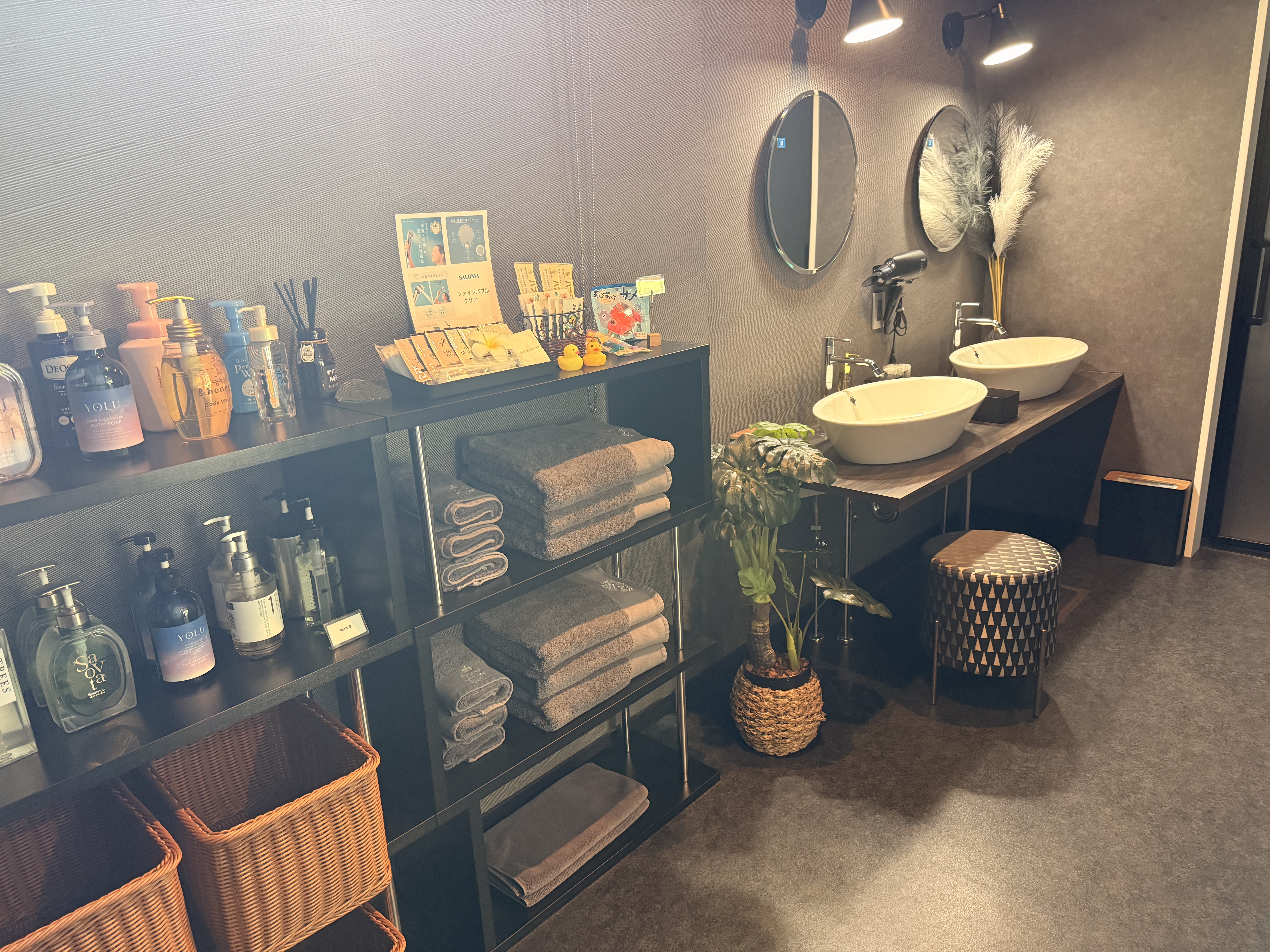 お部屋のご案内